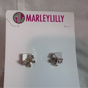 Marleylilly NWT Crystal Fan Stud Earrings silver Tone